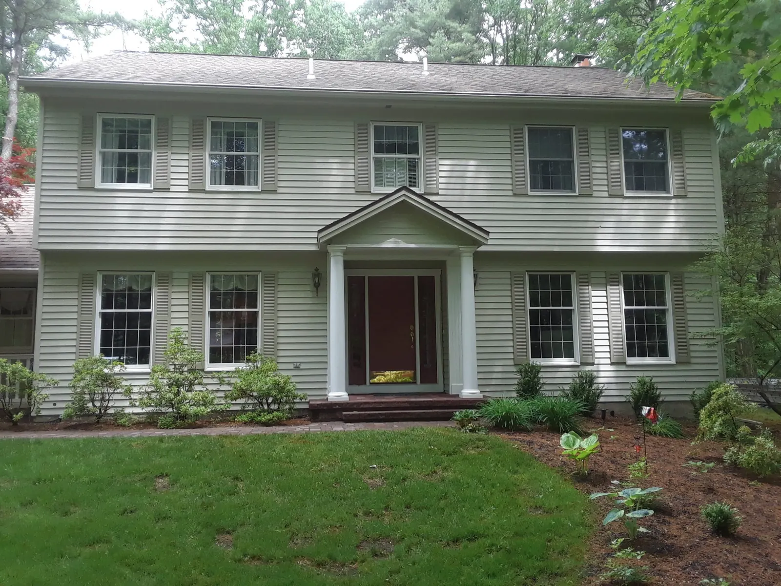 Colonial siding and trim by Old Coach Pro Painting